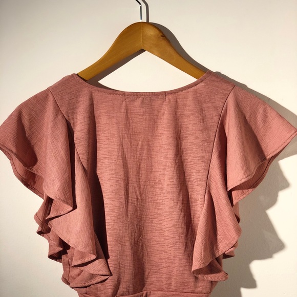 🌻 Blush cropped ruffle short sleeve top🌻 - Picture 4 of 4